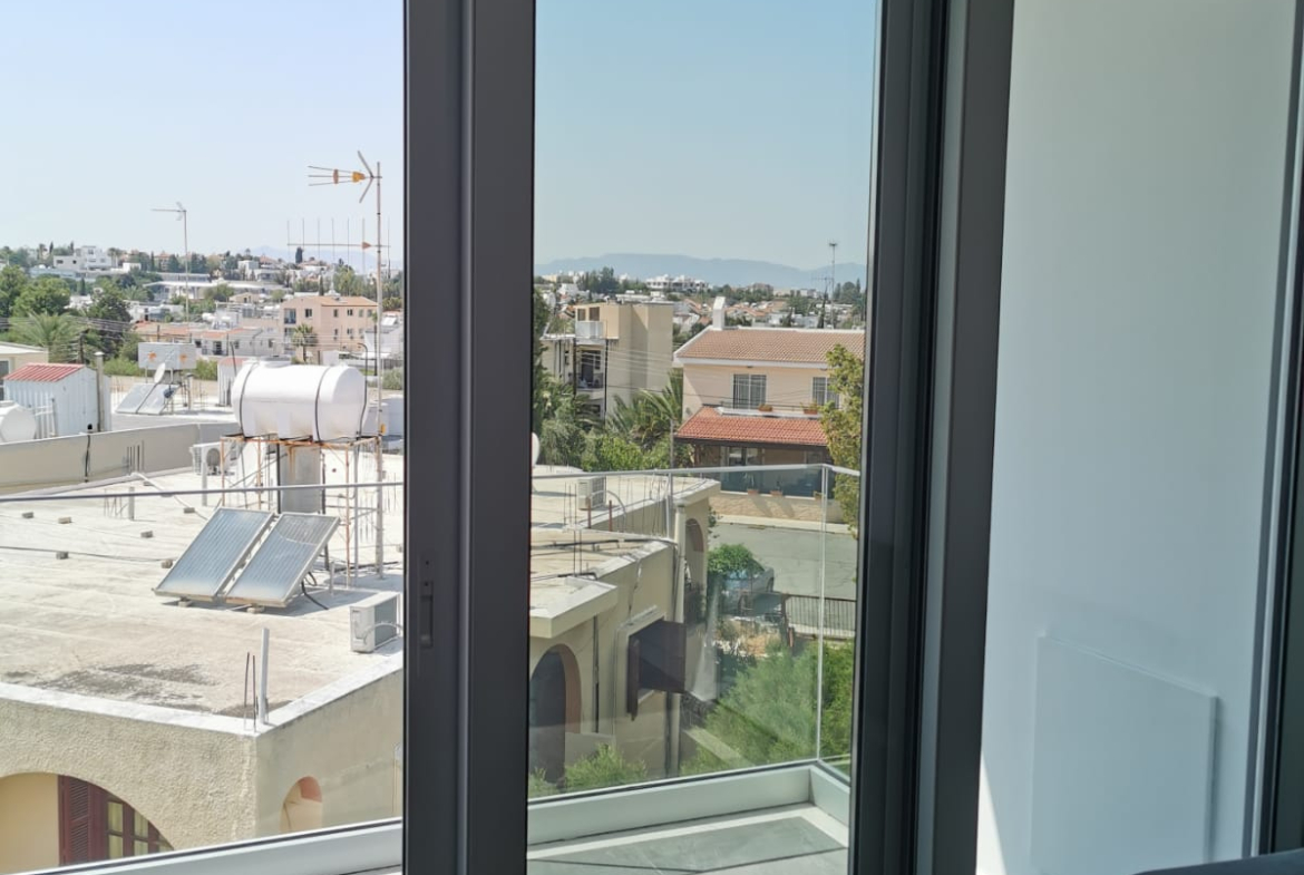 Modern 1-bedroom Apartment for Rent Makedonitissa, Egkomi