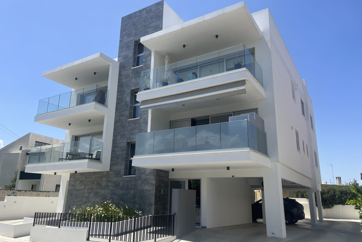 Modern 1-bedroom Apartment for Rent Makedonitissa, Egkomi