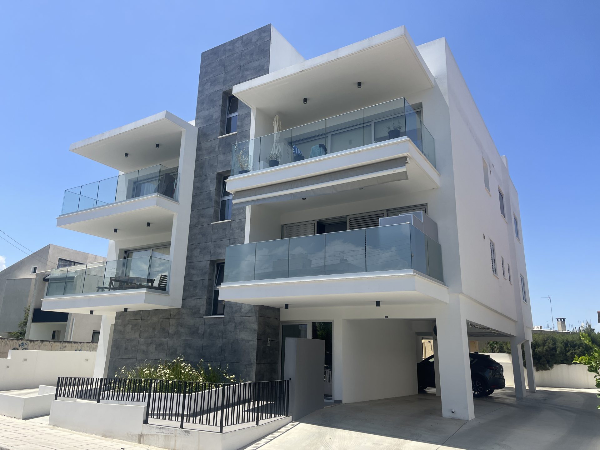 IMG_8087 Modern 1-bedroom Apartment for Rent Makedonitissa, Egkomi