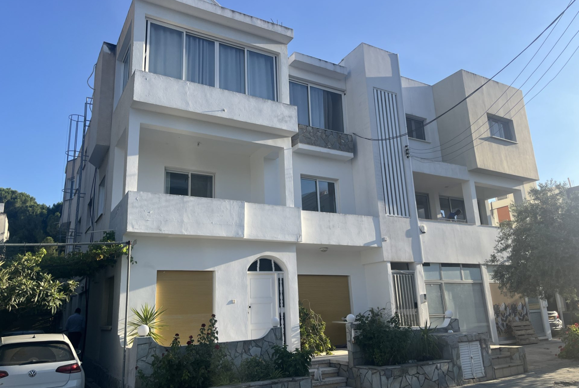 Spacious 2-bedroom Apartment, Egkomi, Nicosia