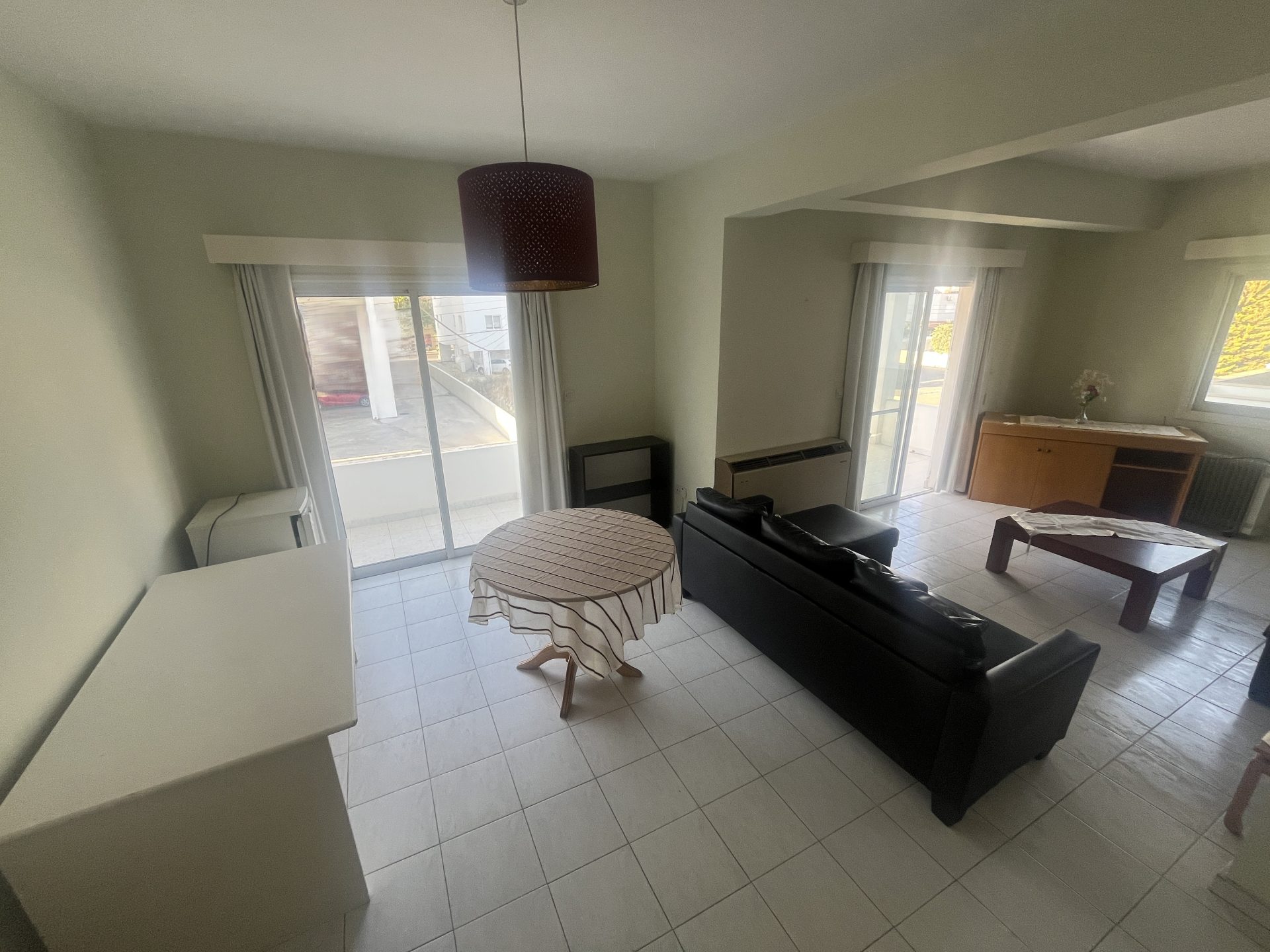 Spacious 2-bedroom Apartment, Egkomi, Nicosia