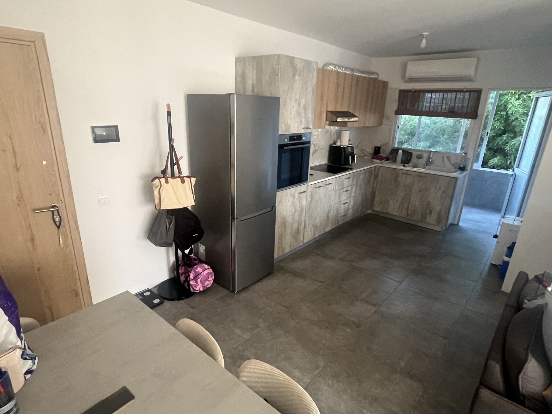 Chic and cozy 2-bedroom Apartment, Egkomi, Nicosia