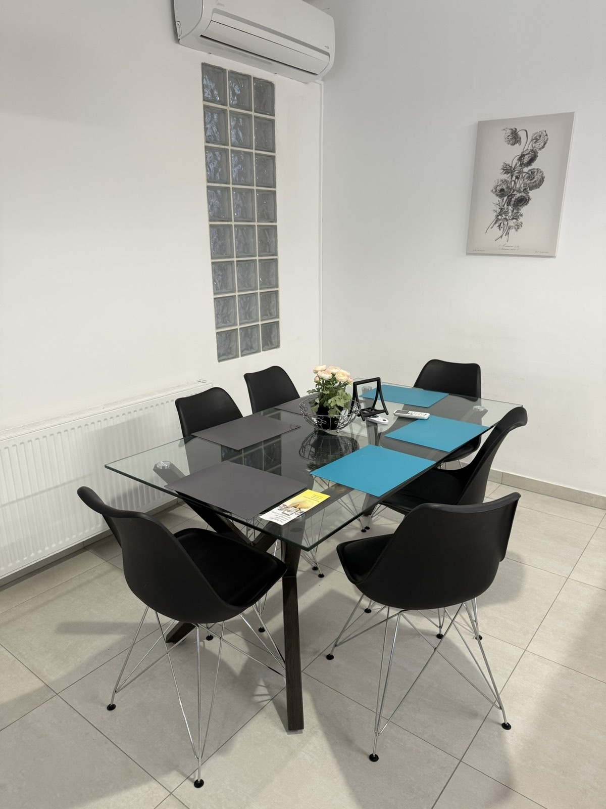 Charming 3-bedroom Apartment, Egkomi, Nicosia