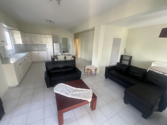 Spacious 2-bedroom Apartment, Egkomi, Nicosia