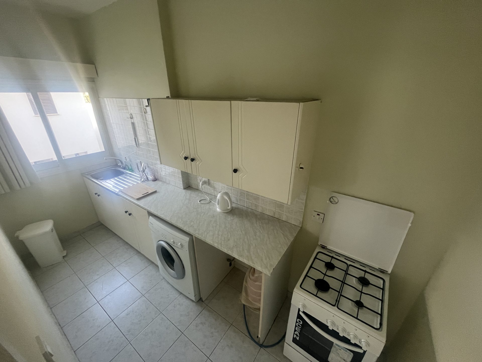 Spacious 2-bedroom Apartment, Egkomi, Nicosia