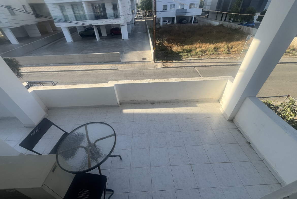 Spacious 2-bedroom Apartment, Egkomi, Nicosia