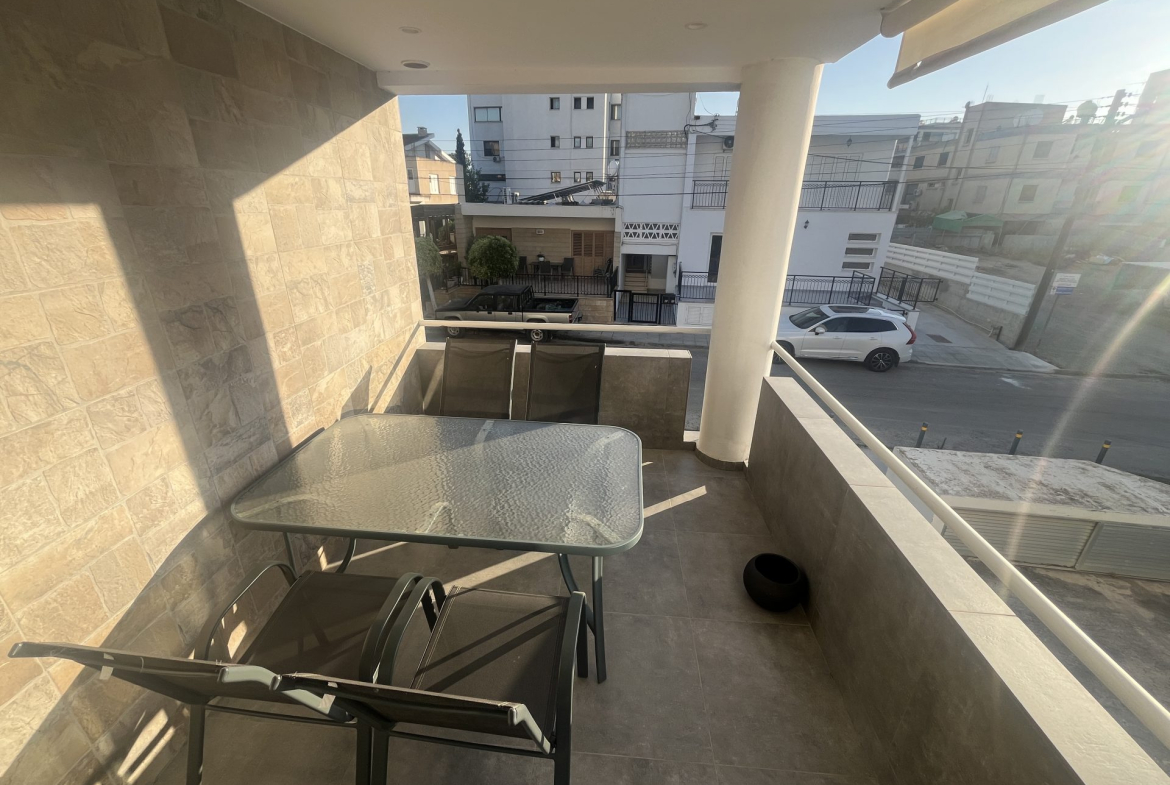 Chic and cozy 2-bedroom Apartment, Egkomi, Nicosia