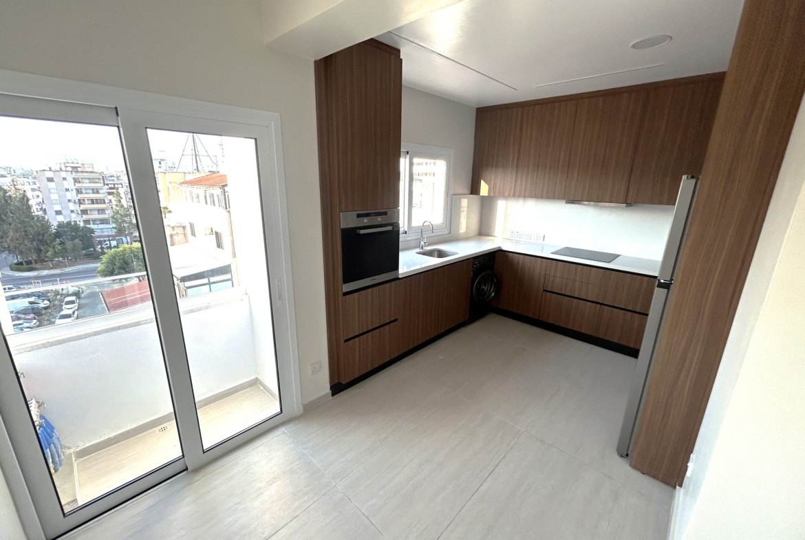 Renovated 3-bedroom Apartment for Rent Acropolis, Nicosia