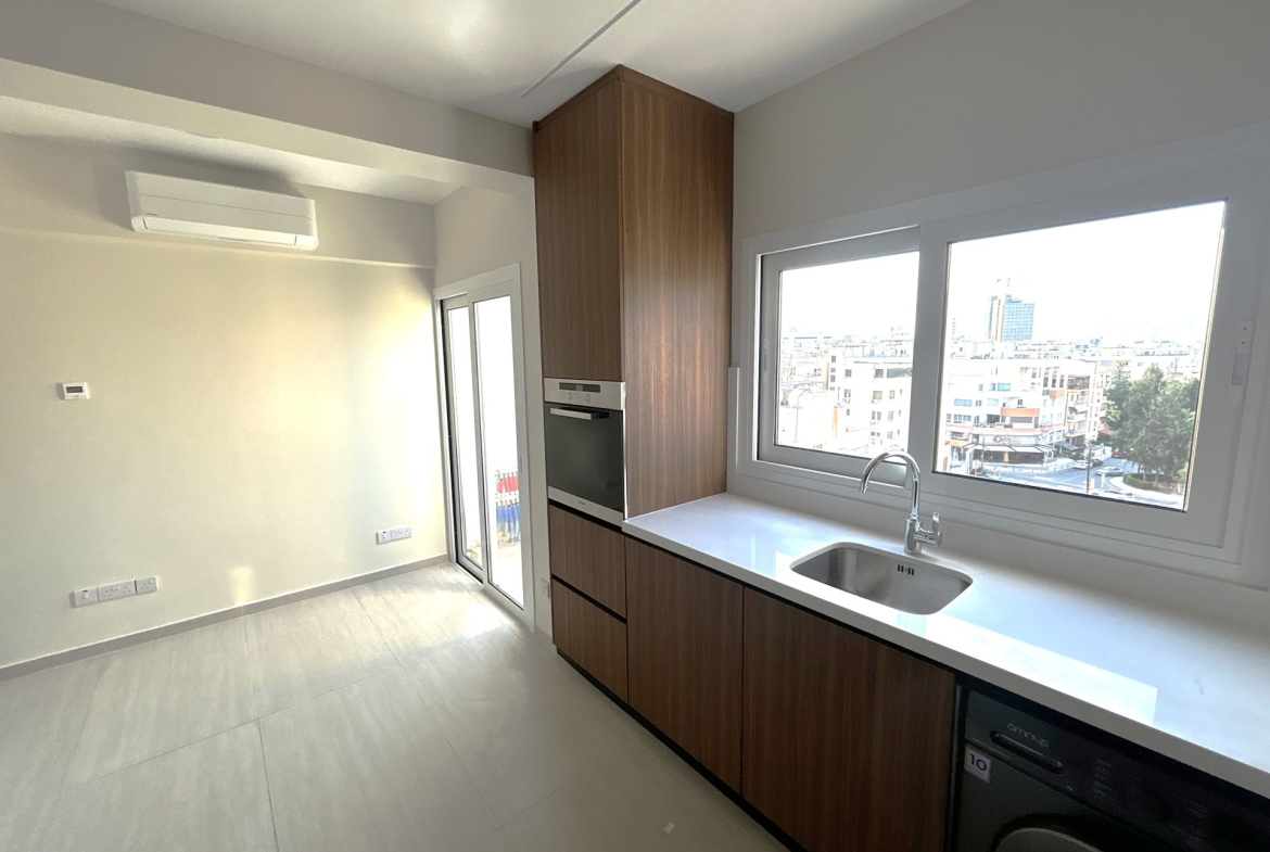 Renovated 3-bedroom Apartment for Rent Acropolis, Nicosia