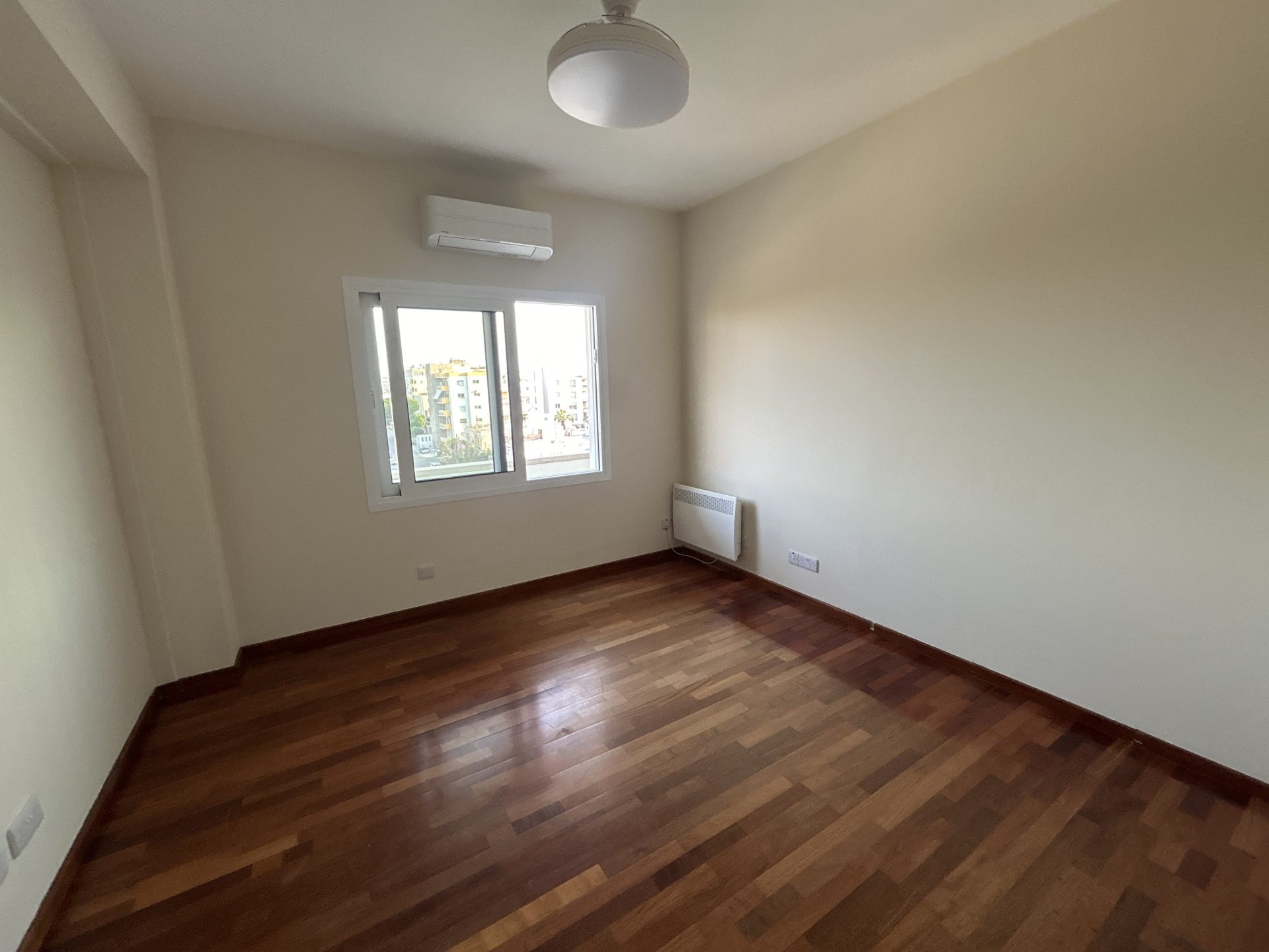 Renovated 3-bedroom Apartment for Rent Acropolis, Nicosia
