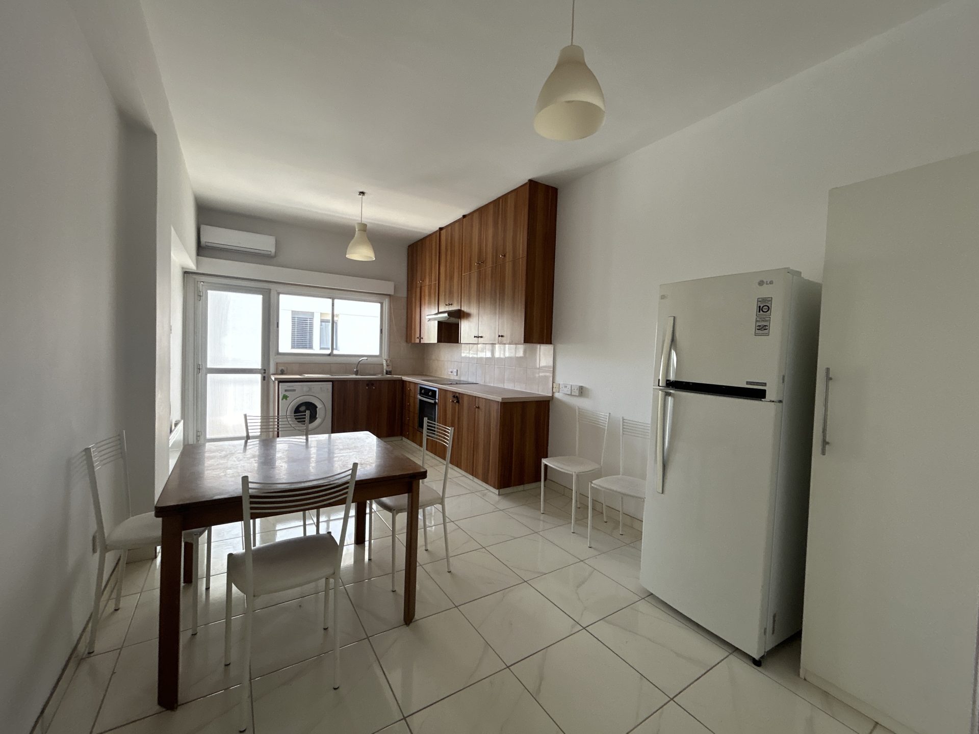 3-bedroom Apartment for Rent, Egkomi, Nicosia