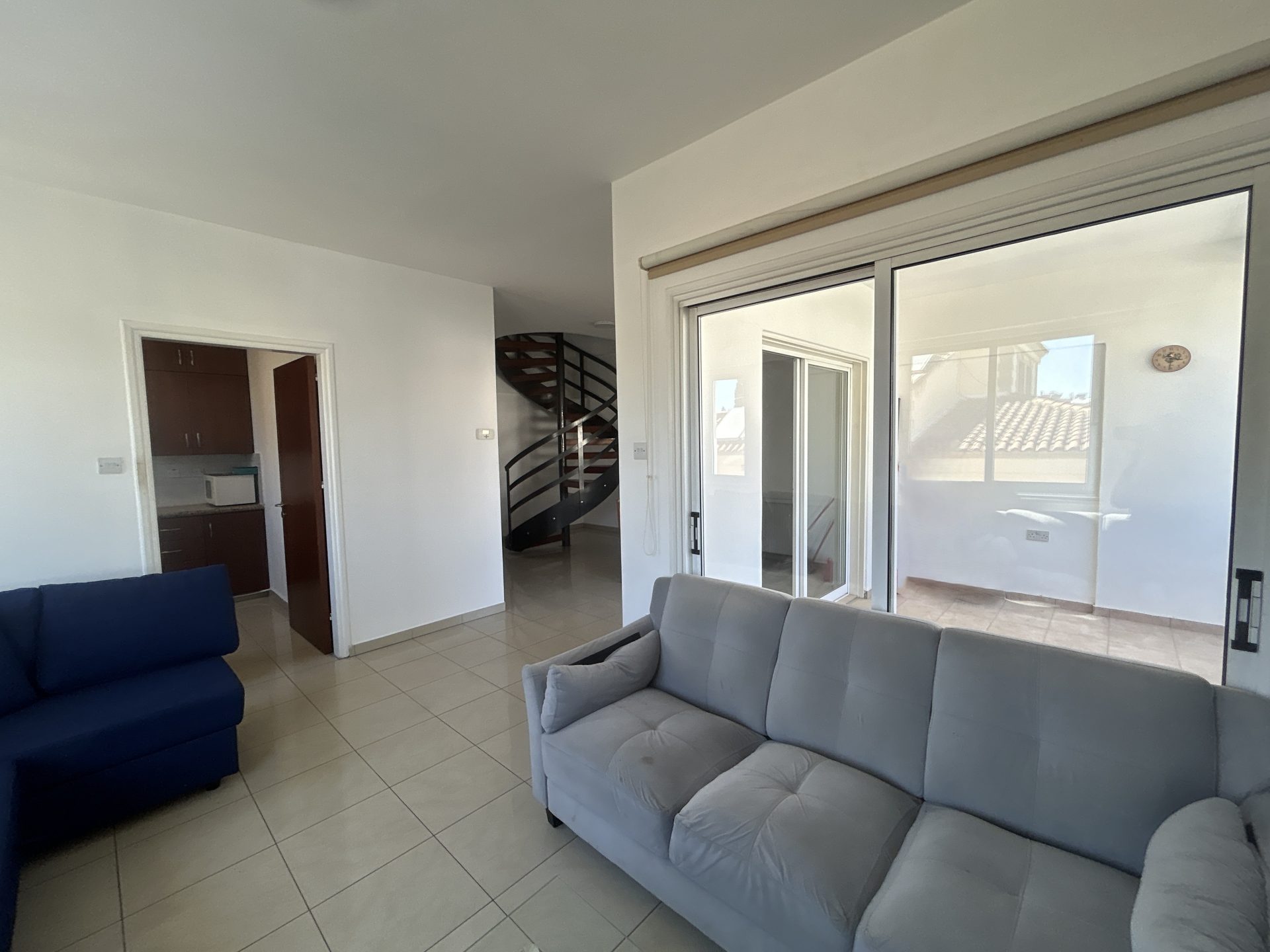 2-bedroom Duplex Apartment for Rent Egkomi, Nicosia