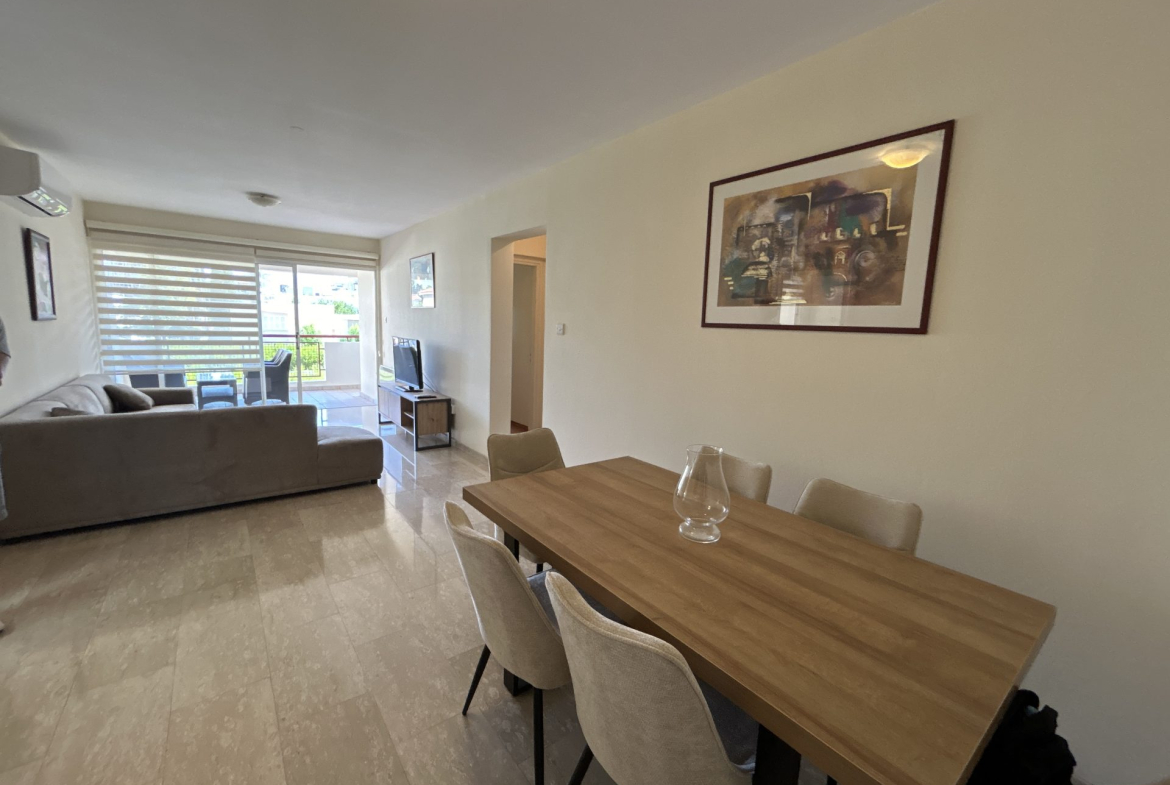 Cozy 2-bedroom Apartment, Egkomi, Nicosia