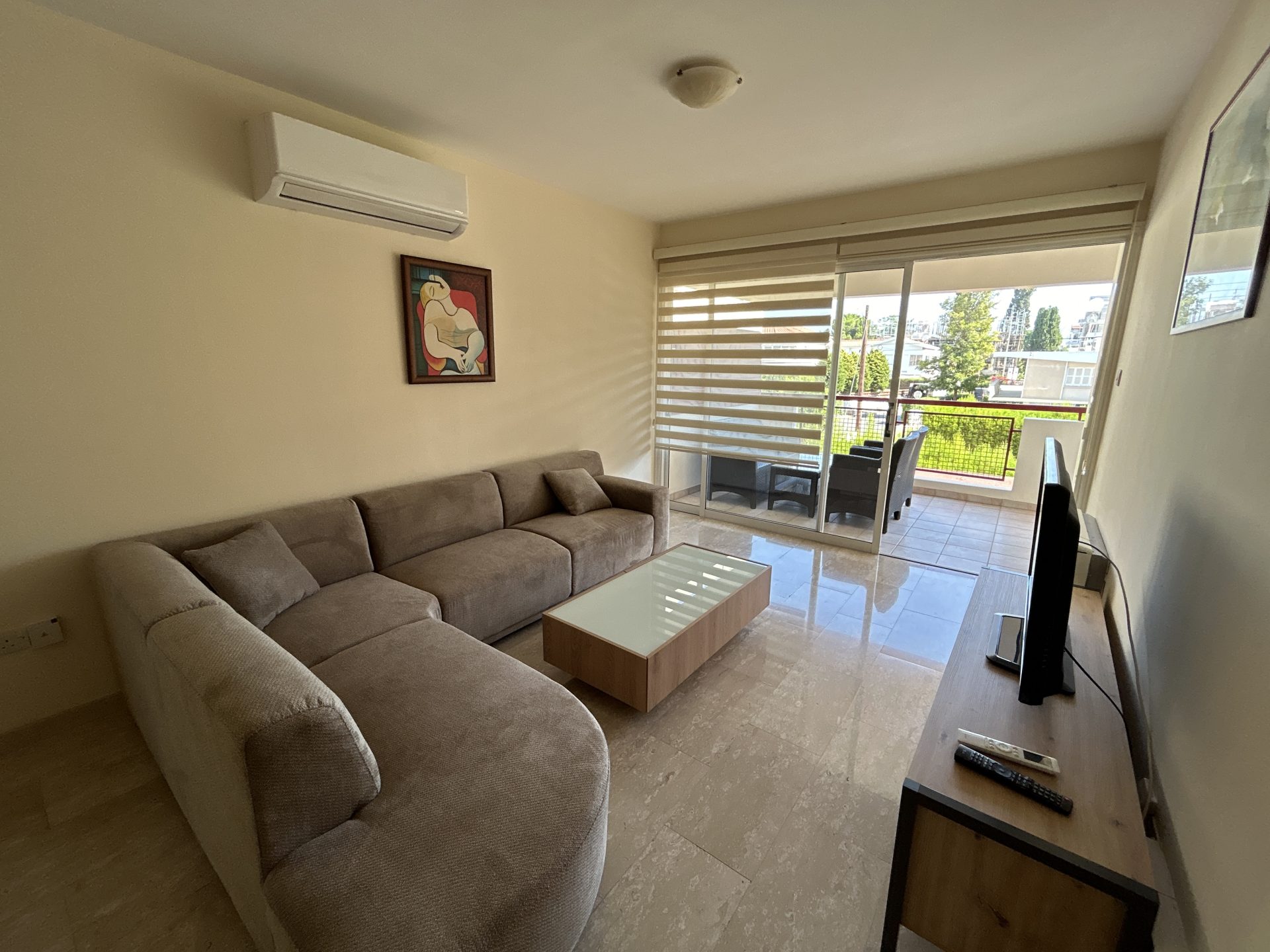 12 Cozy 2-bedroom Apartment, Egkomi, Nicosia