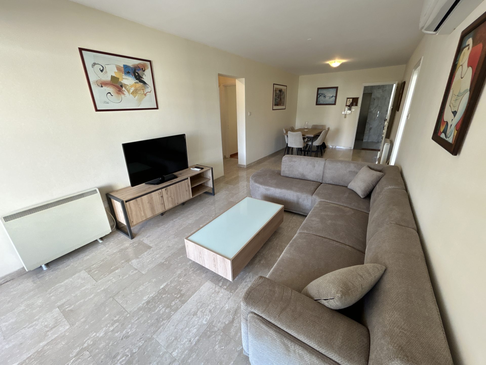 15 Cozy 2-bedroom Apartment, Egkomi, Nicosia