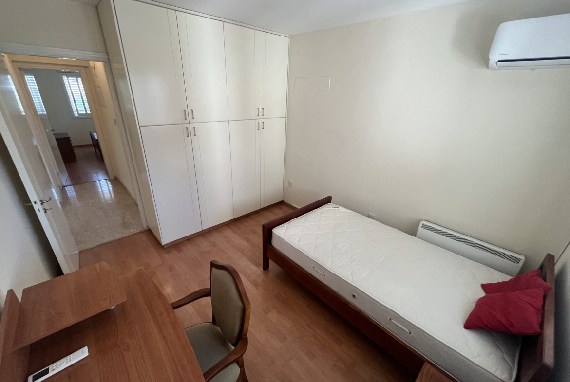 Cozy 2-bedroom Apartment, Egkomi, Nicosia