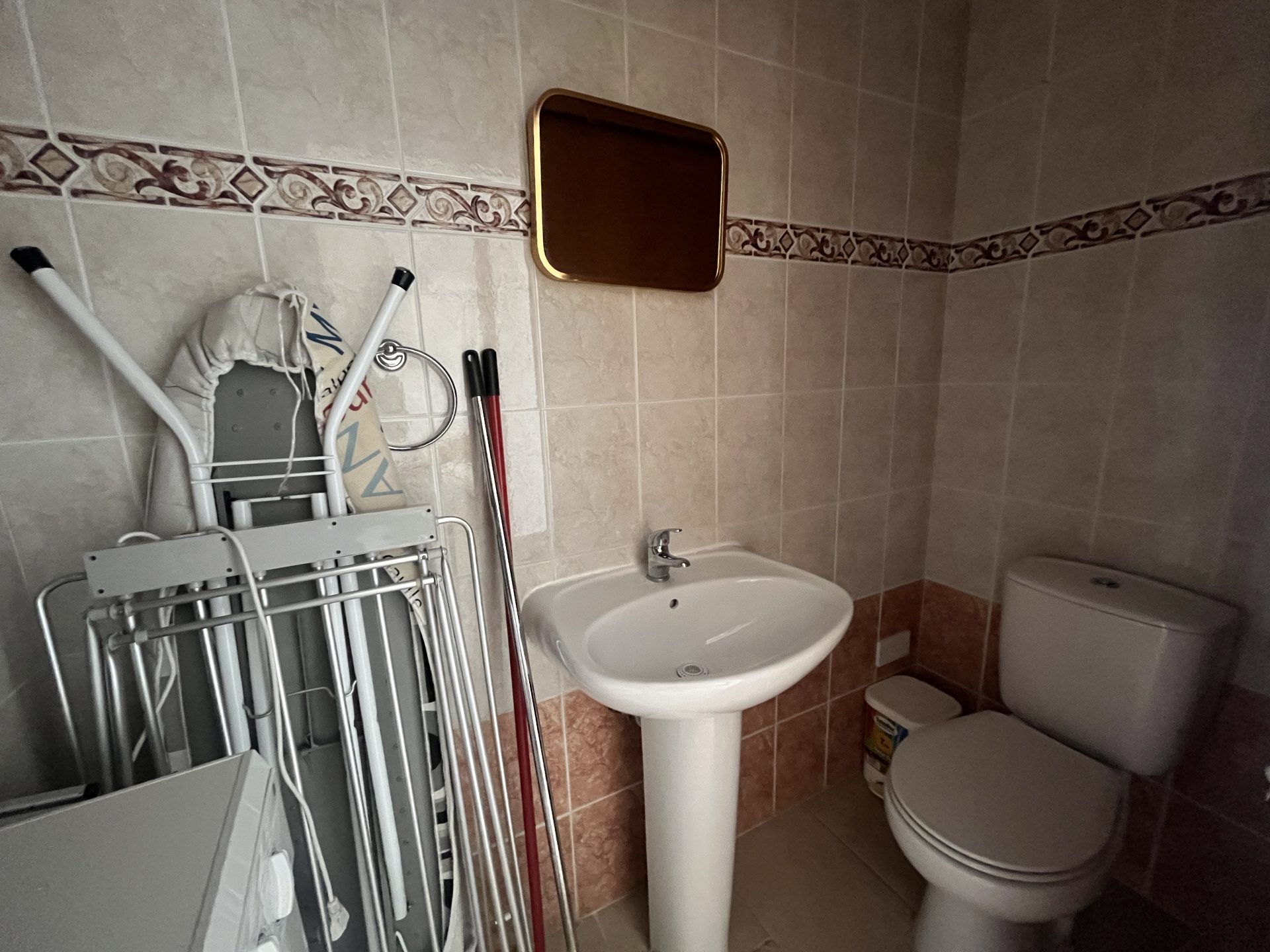 33 Charming 2-bedroom Apartment Strovolos, Nicosia