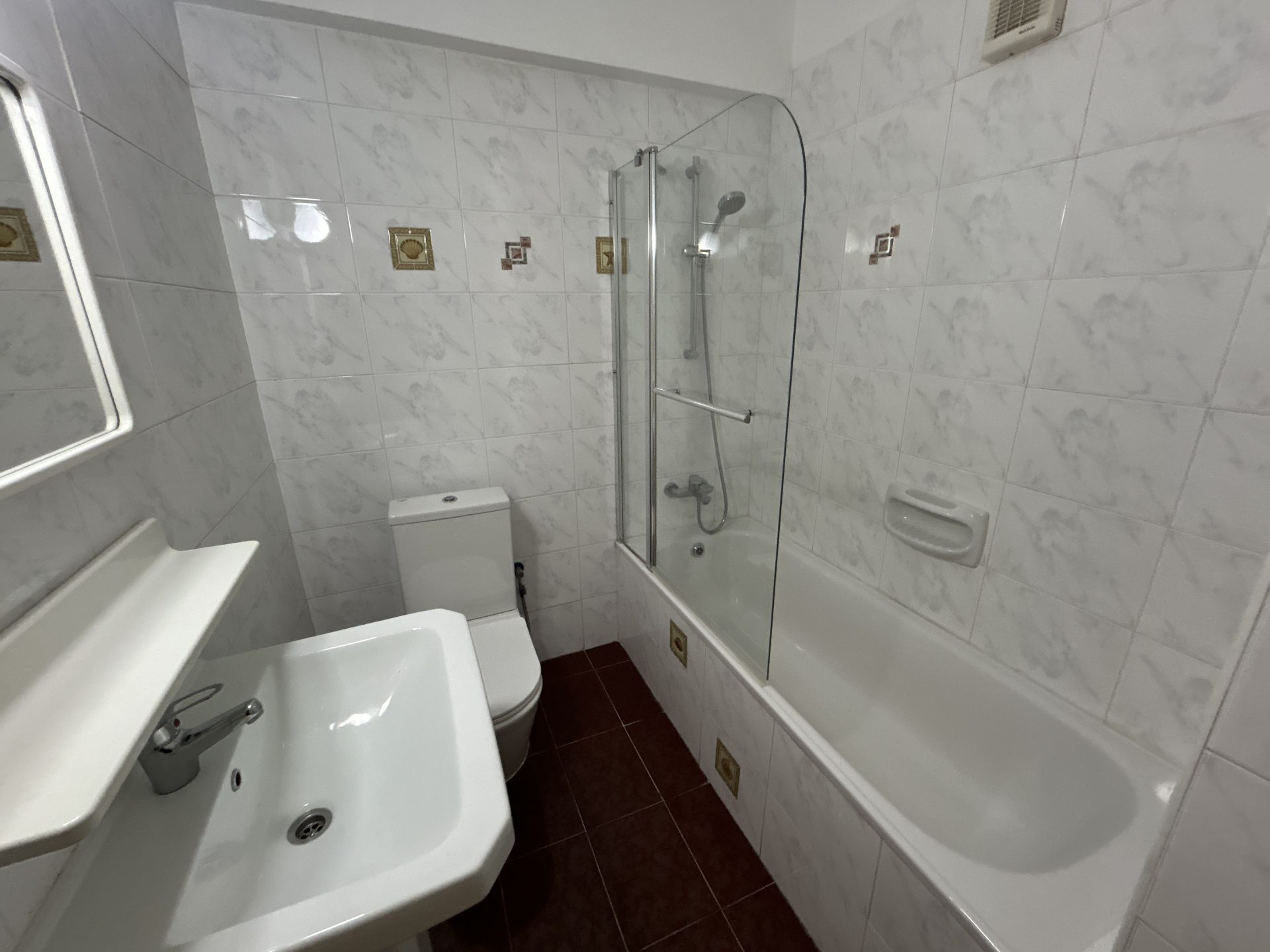 36 Cozy 2-bedroom Apartment, Egkomi, Nicosia